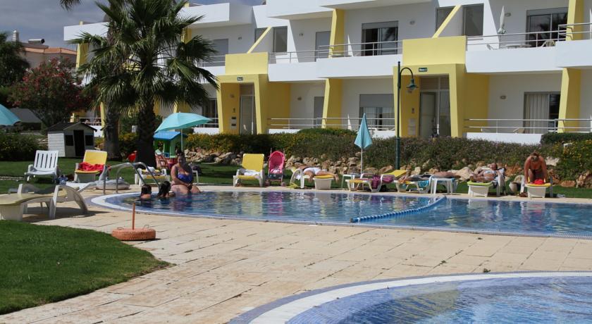 Апартаменты Apartamentos Santa Teresinha