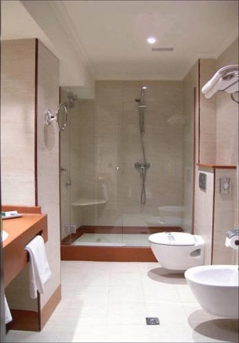 Отель Sercotel Cuatro Postes