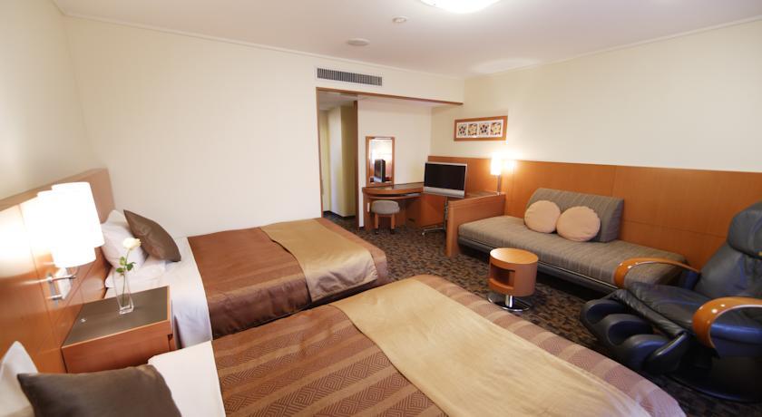 Отель Hotel MyStays Maihama