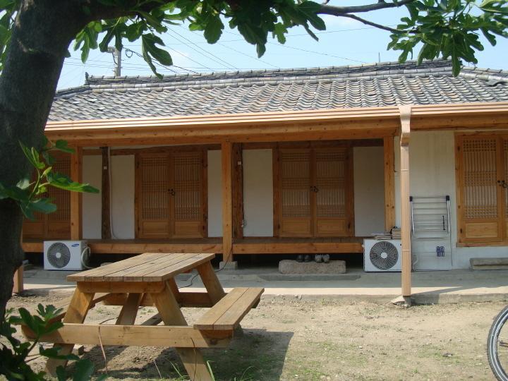 Гостевой дом Sarangbang Guesthouse
