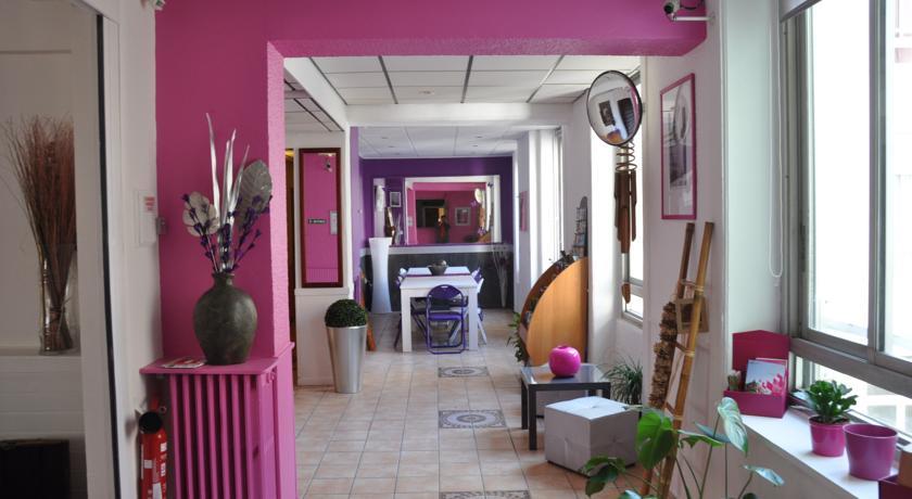 Отель Hotel Furania