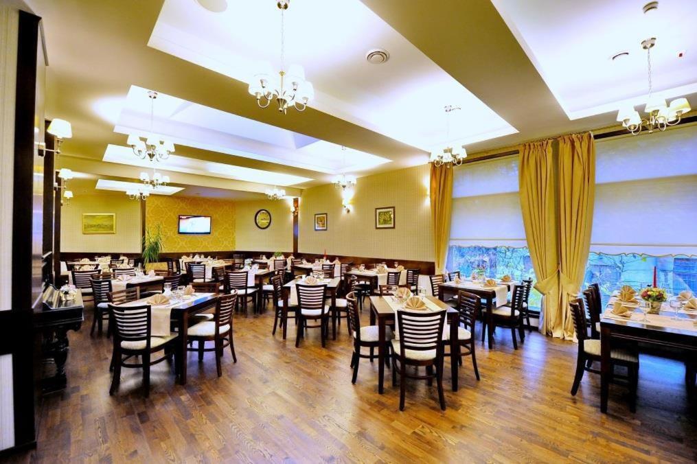 Отель Hotel Arges Pitesti