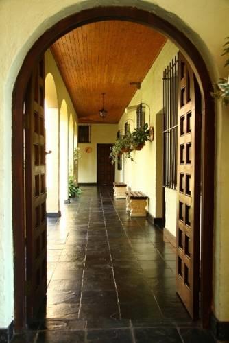 Гостевой дом Laughing Waters Guest House
