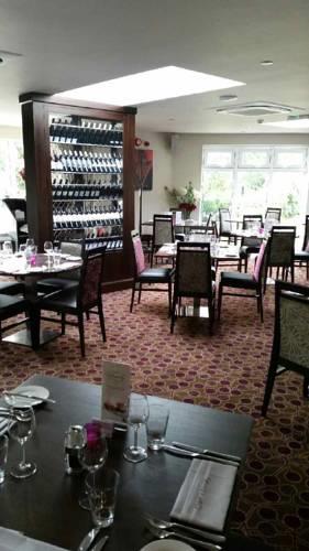 Отель Best Western Ivy Hill Hotel
