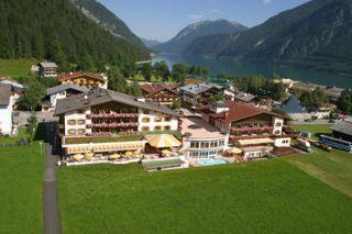 Отель Alpine Wellnesshotel Karwendel****S