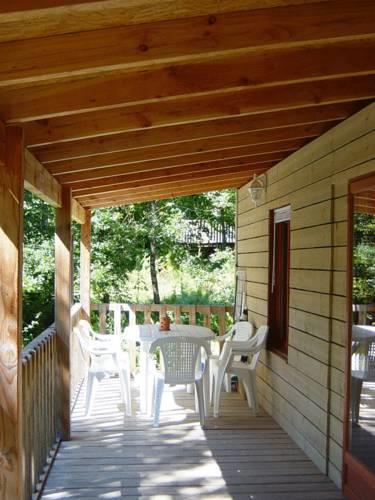 Отель Maisons de vacances Castelwood