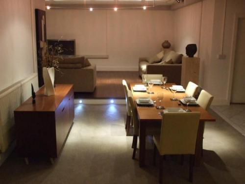 Апартаменты Winelodge Suites