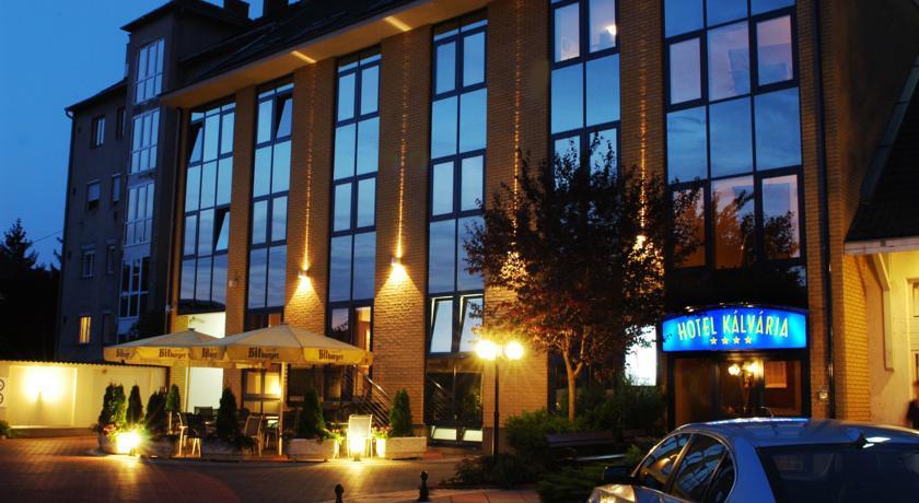 Отель Hotel Kálvária II