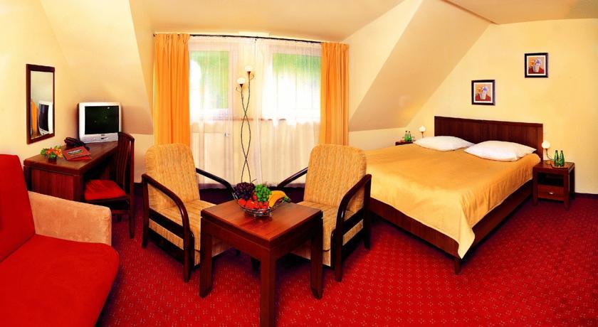 Отель Hotel Relaks
