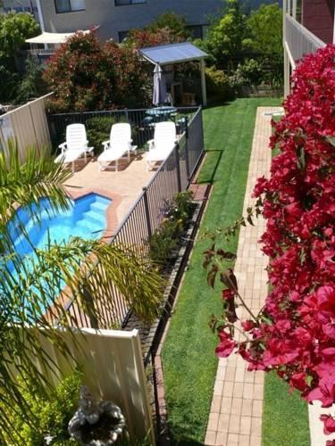 Апартаменты Sandpiper Holiday Units
