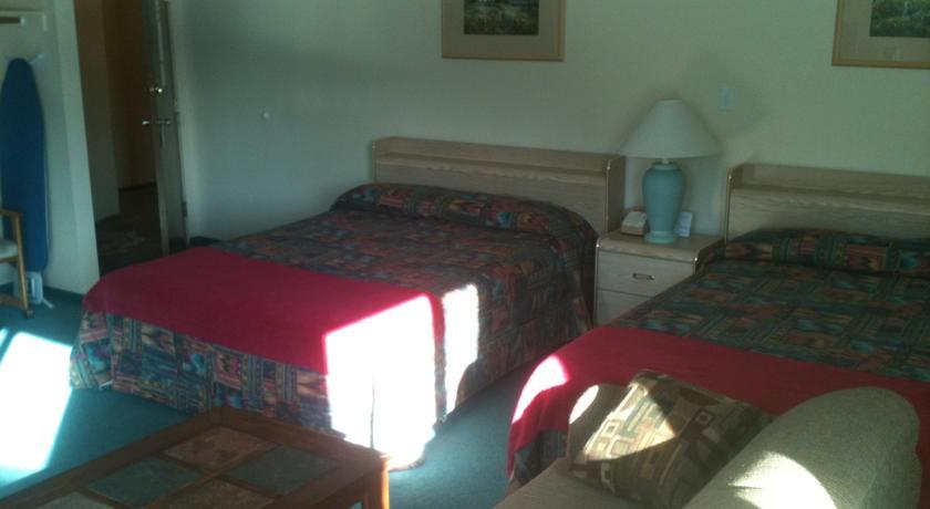 Отель Canyon Motor Inn