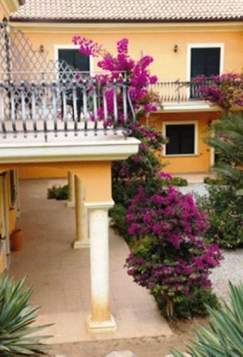 Отель Villaggio Hotel Lido San Giuseppe