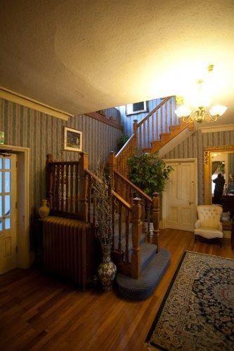 Отель Fines Bayliwick Hotel