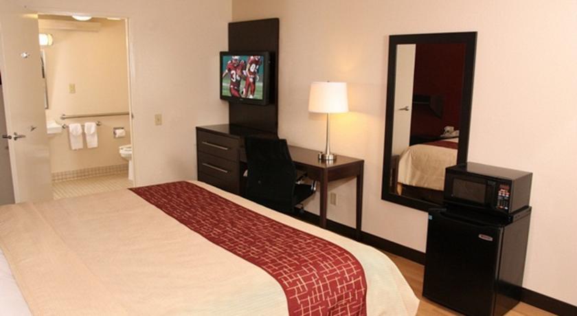 Отель Red Roof Inn Meadowlands