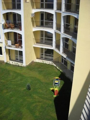 Апартаменты Rutland Beach Aparthotel