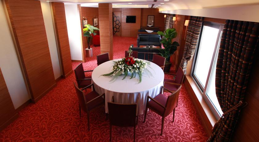 Отель Ramada Plaza Izmit
