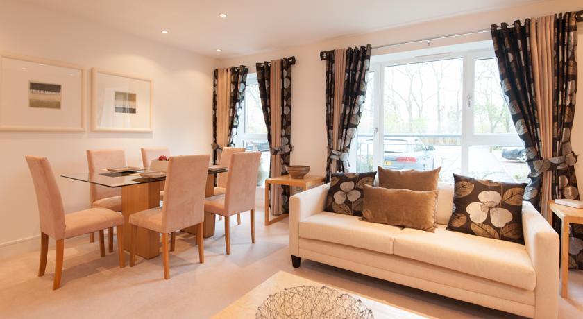 Edinburgh City Escapes by Reserve Apartments