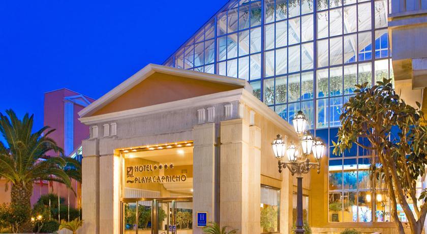 Отель Playacapricho Hotel