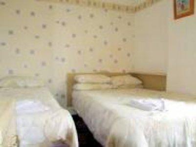 Belroy Hotel