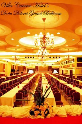 Отель Villa Caceres Hotel