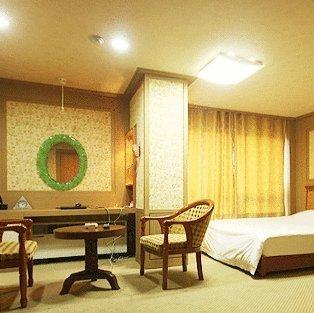 Отель Suwon Regency Hotel