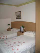 Отель The Crescent Hotel Harrow