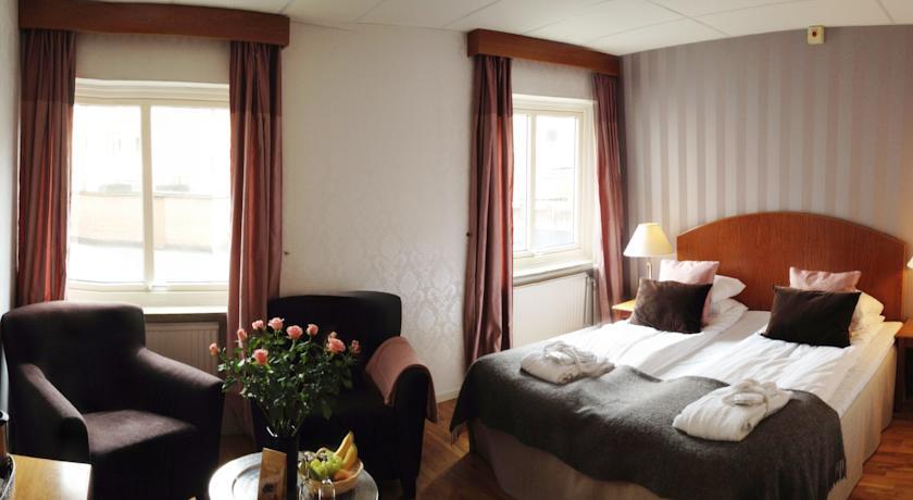 Отель Hotell Siesta
