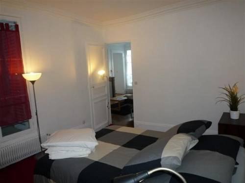 Rambuteau Apartment
