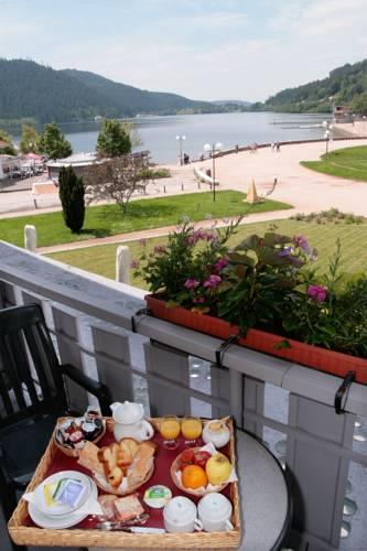 Отель Hôtel Le Beau-Rivage