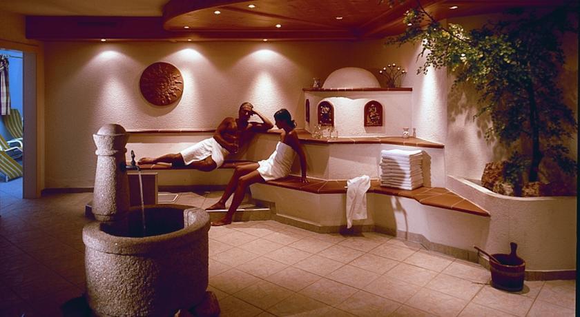 Отель Familien- & Vitalhotel Auenhof
