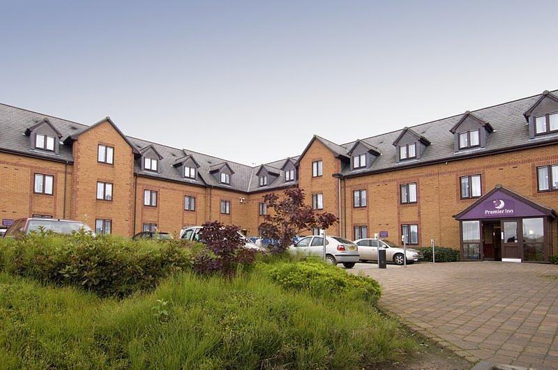 Отель Premier Inn Stafford North (Hurricane)