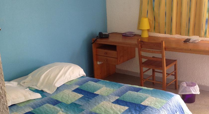 Отель Hotel Fleuritel
