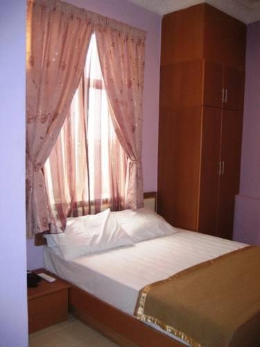 Отель TC Inn Serdang Perdana
