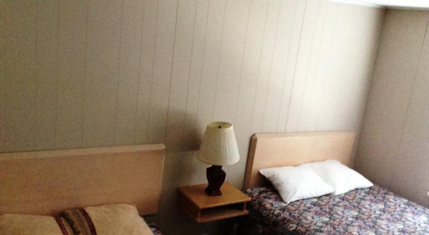 Отель Pemberton Hotel