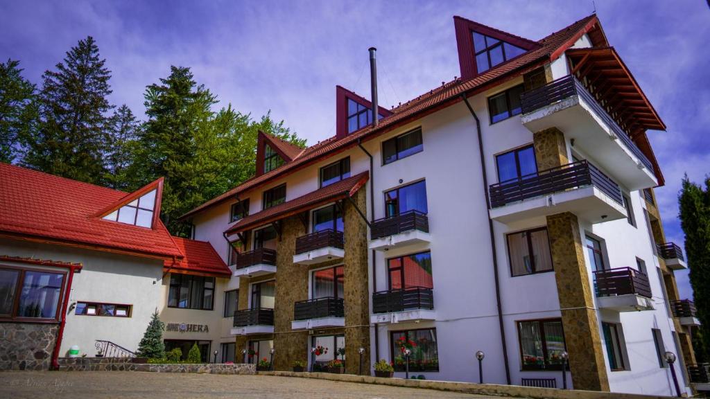 Отель Hotel Hera