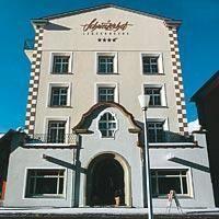 Отель Hotel Schweizerhof