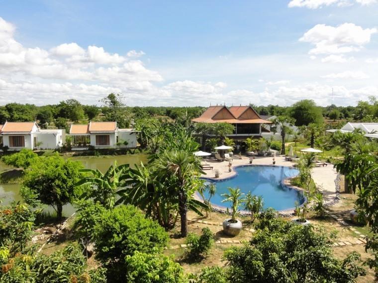 Отель Battambang Resort