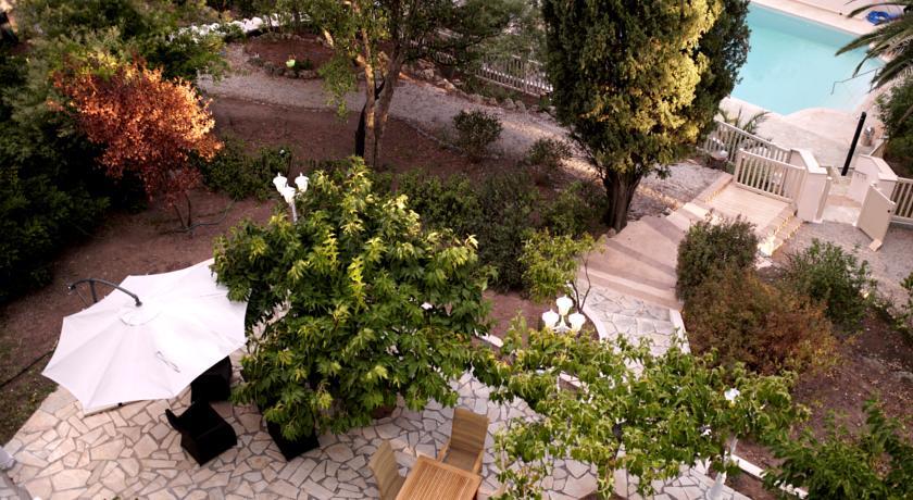 Отель Romantik Hôtel La Chêneraie