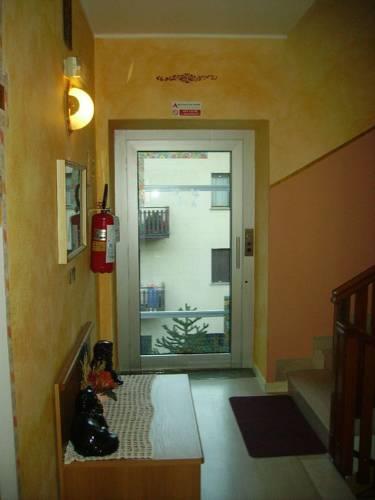 Отель Albergo Motel Dosdè