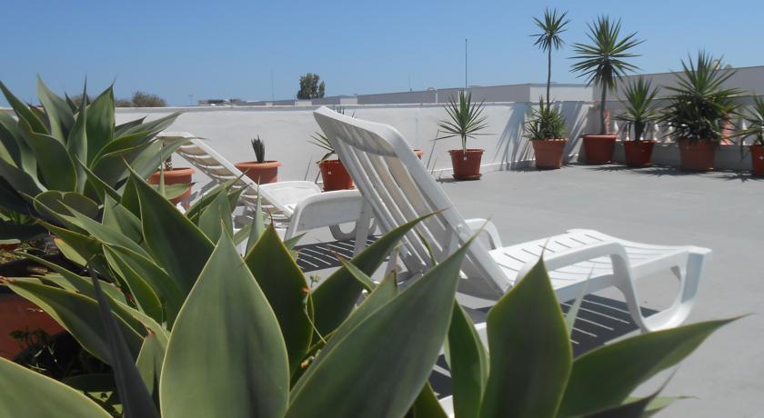 Hotel Marina S. Roque