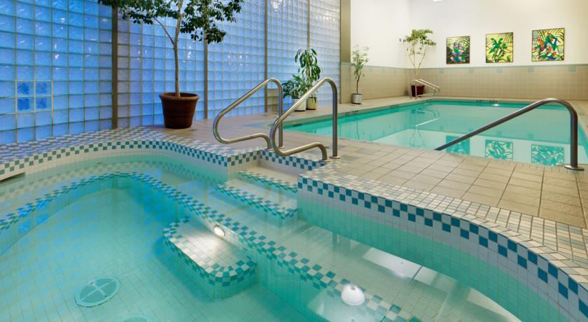 Отель Radisson Hotel Vancouver Airport