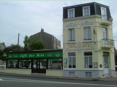 Отель Hôtel des Arts