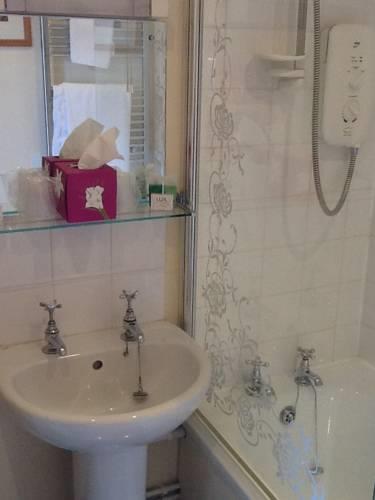 Отель Five Rise Locks Hotel