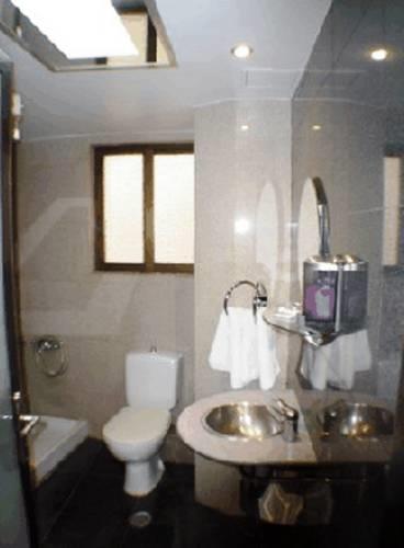 Отель Hotel Niki Piraeus