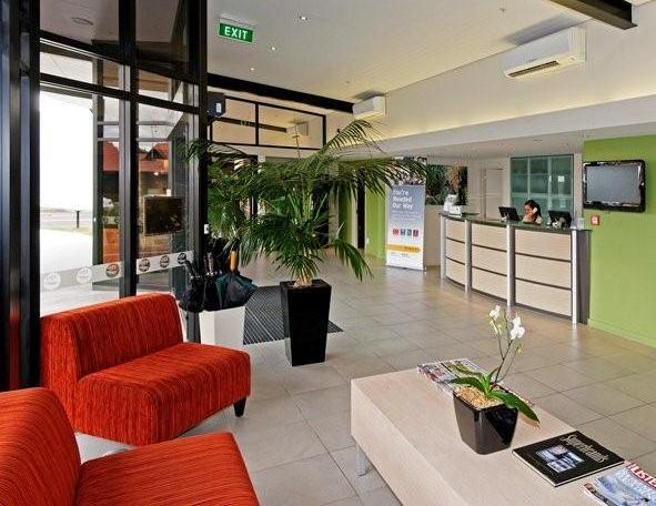 Отель Quality Hotel Lincoln Green