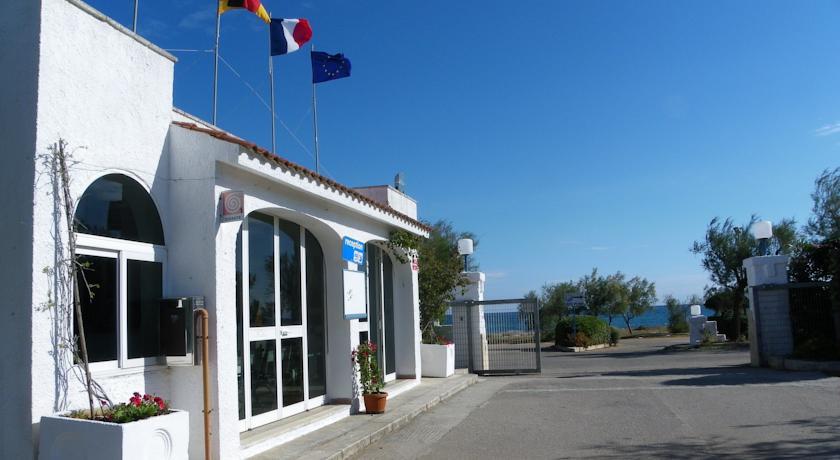 Отель Hotel Villaggio Plaia