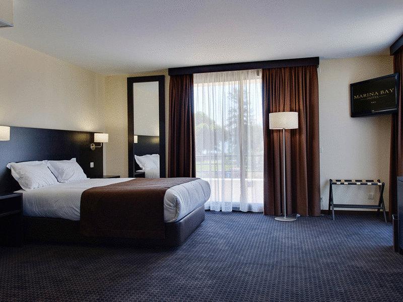 Отель Marina Bay Hotels
