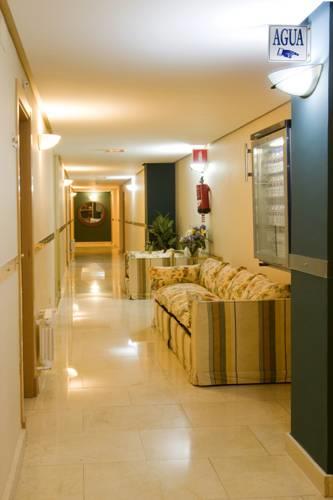 Отель Hotel Castilla Vieja