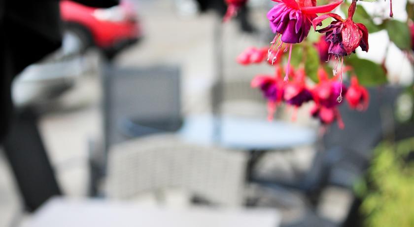 Отель The Devonport Hotel