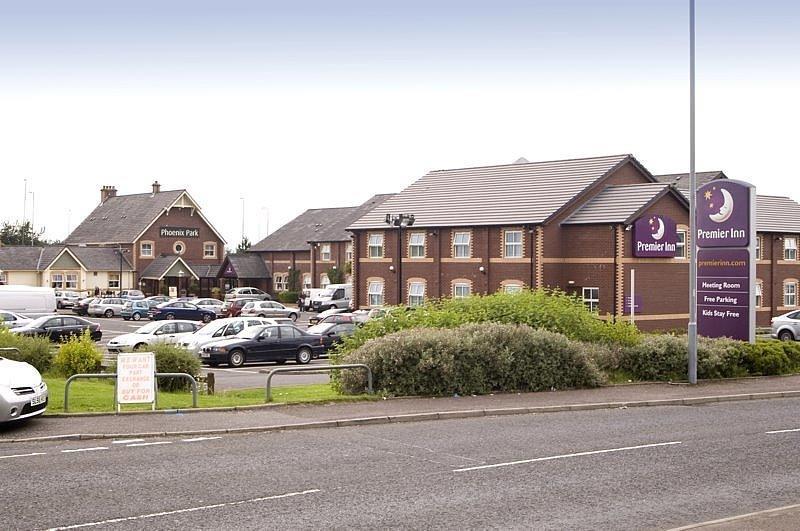 Отель Premier Inn Glasgow (Paisley)